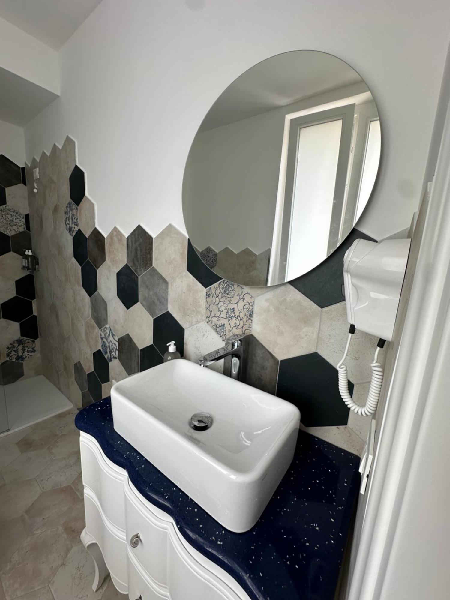 Karol Room&Apartment Тропеа Екстер'єр фото